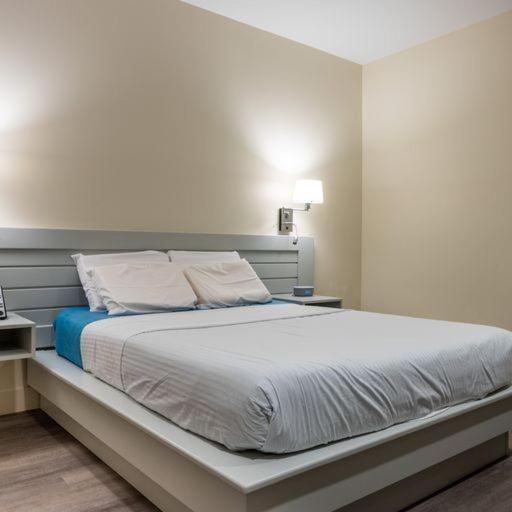 Leelas Villa Inn Flesherton Экстерьер фото